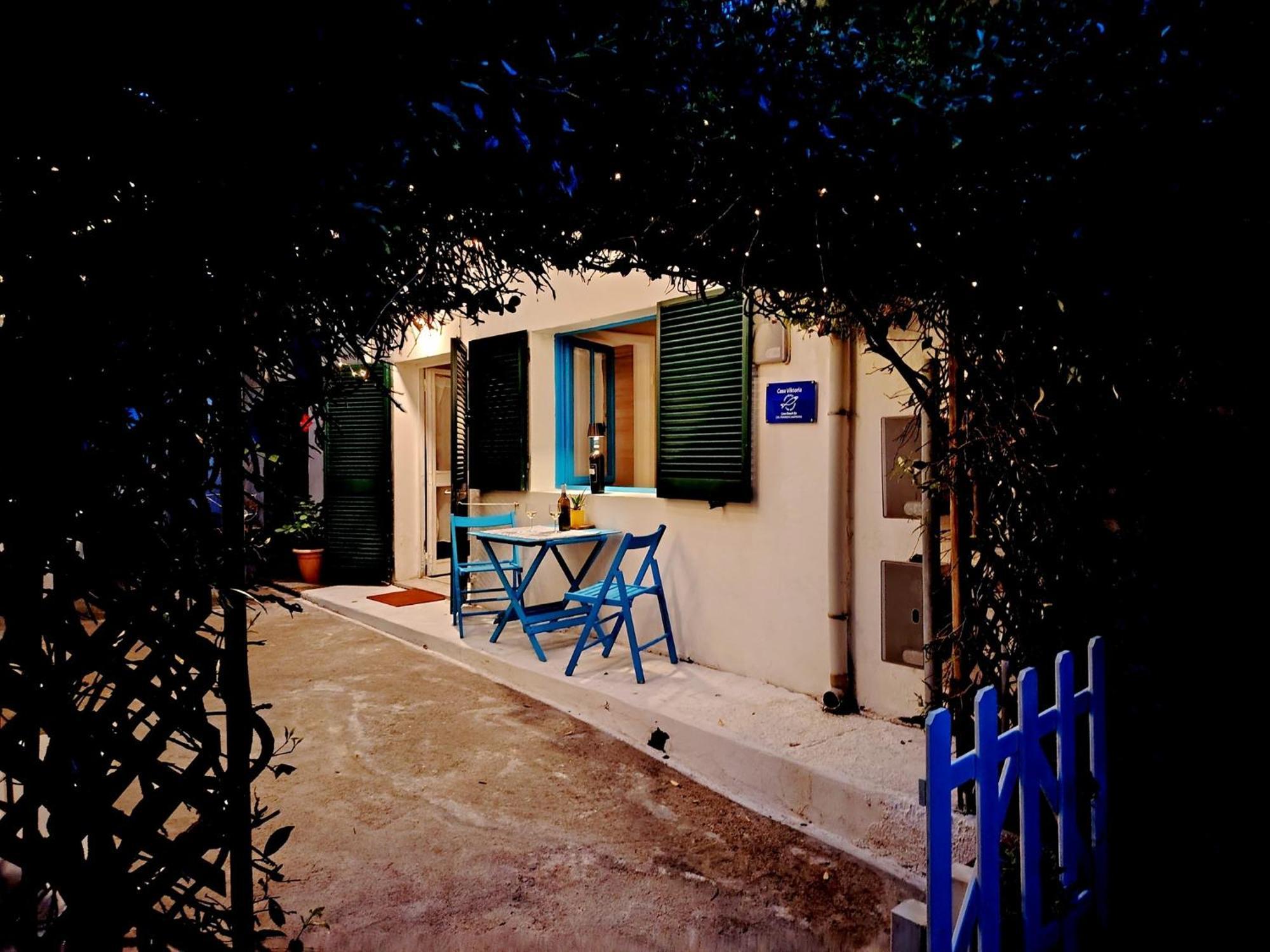 6 Holiday home *
